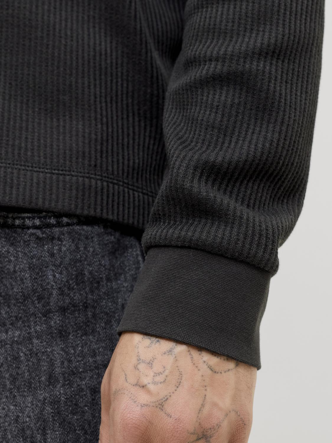 model_shot-detail